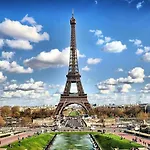 Beautiful 8min - 4p - 1min Train Station *