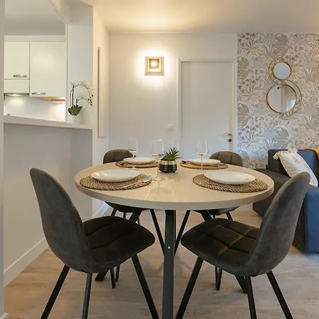 Beautiful 8min - 4p - 1min Train Station Appartement Chessy (Seine-et-Marne)